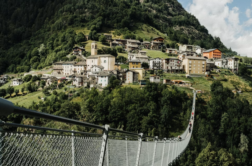  Radici future – Immaginare i territori, rigenerare le comunità